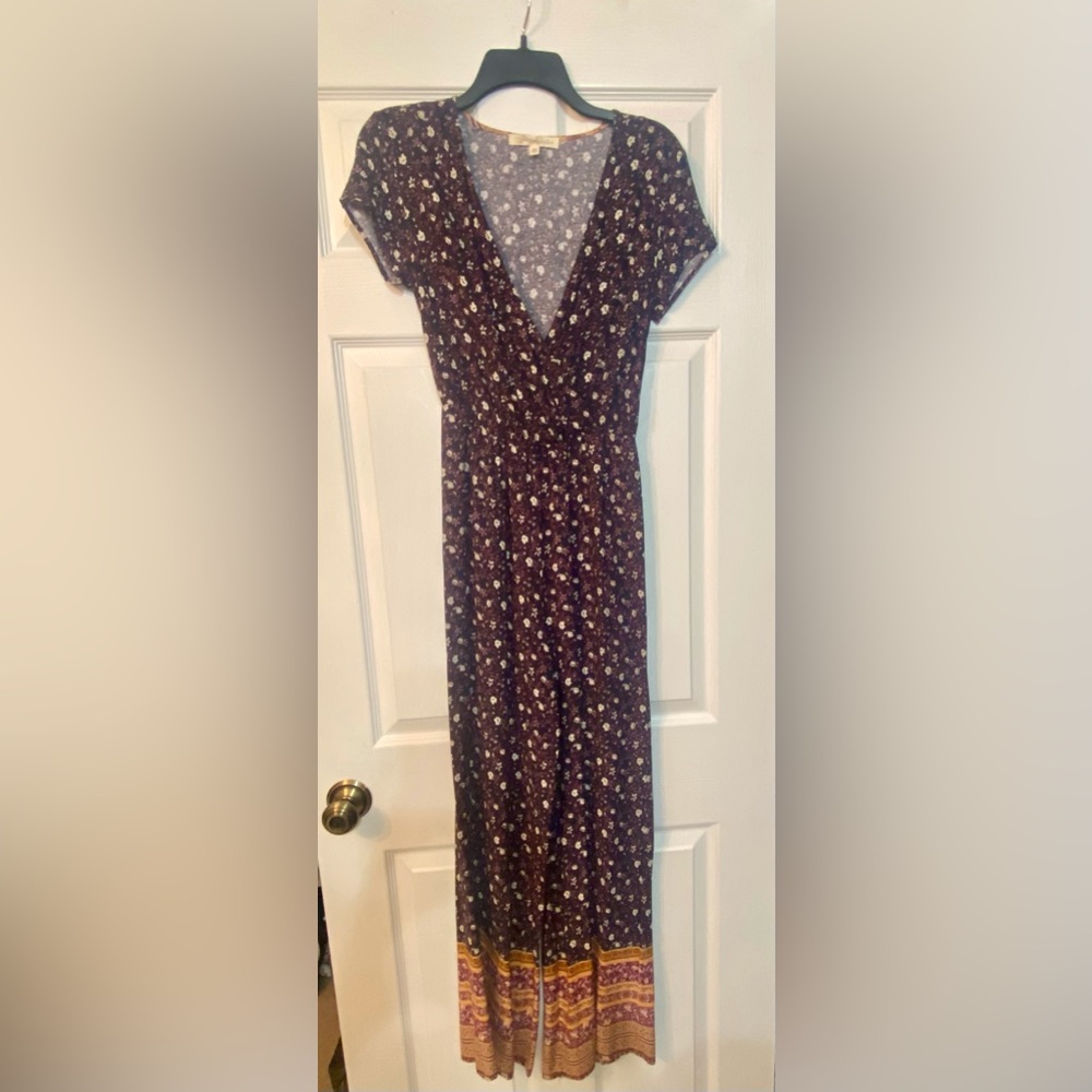 Flowy floral jumpsuit